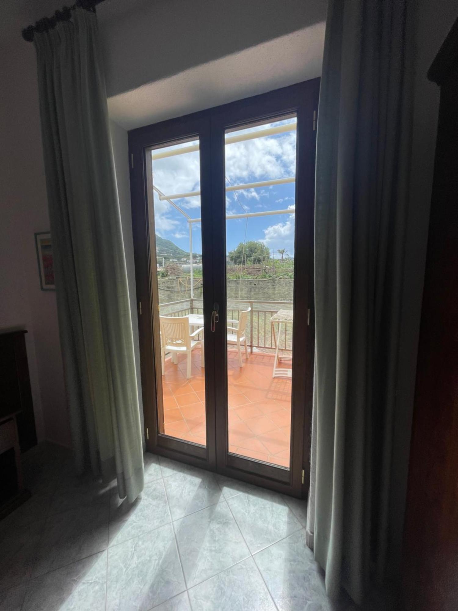 Residence Andrea A Mare Forio di Ischia Eksteriør billede