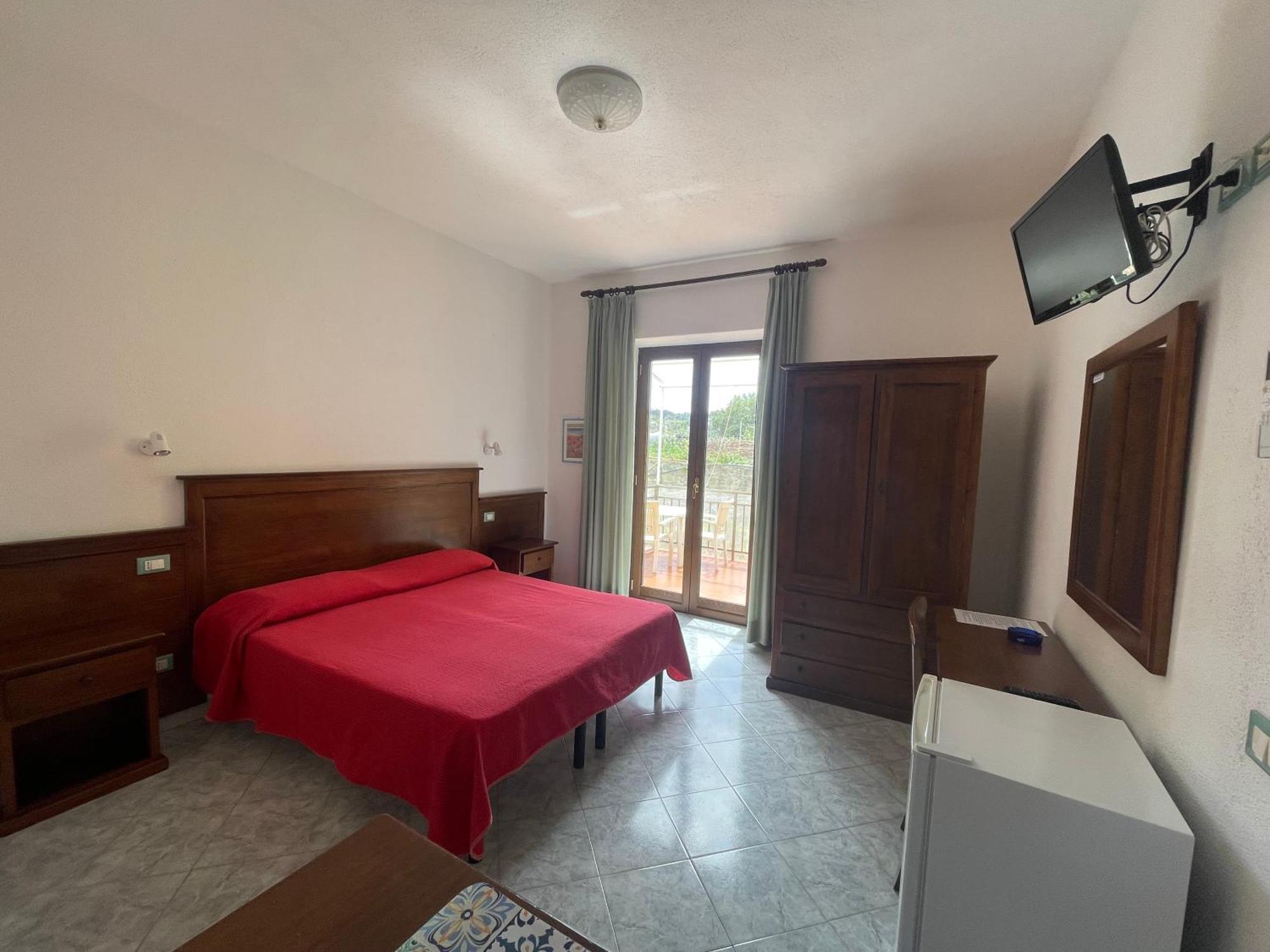 Residence Andrea A Mare Forio di Ischia Eksteriør billede