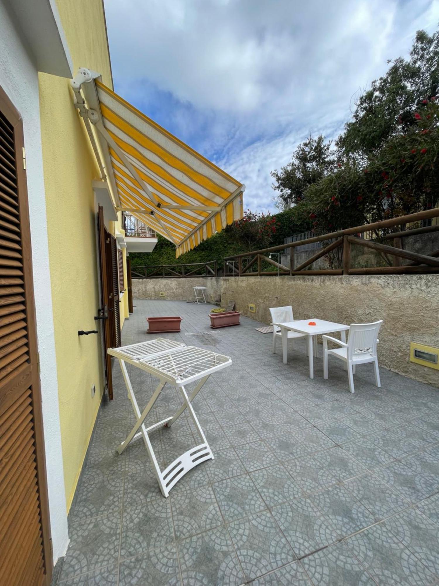 Residence Andrea A Mare Forio di Ischia Eksteriør billede
