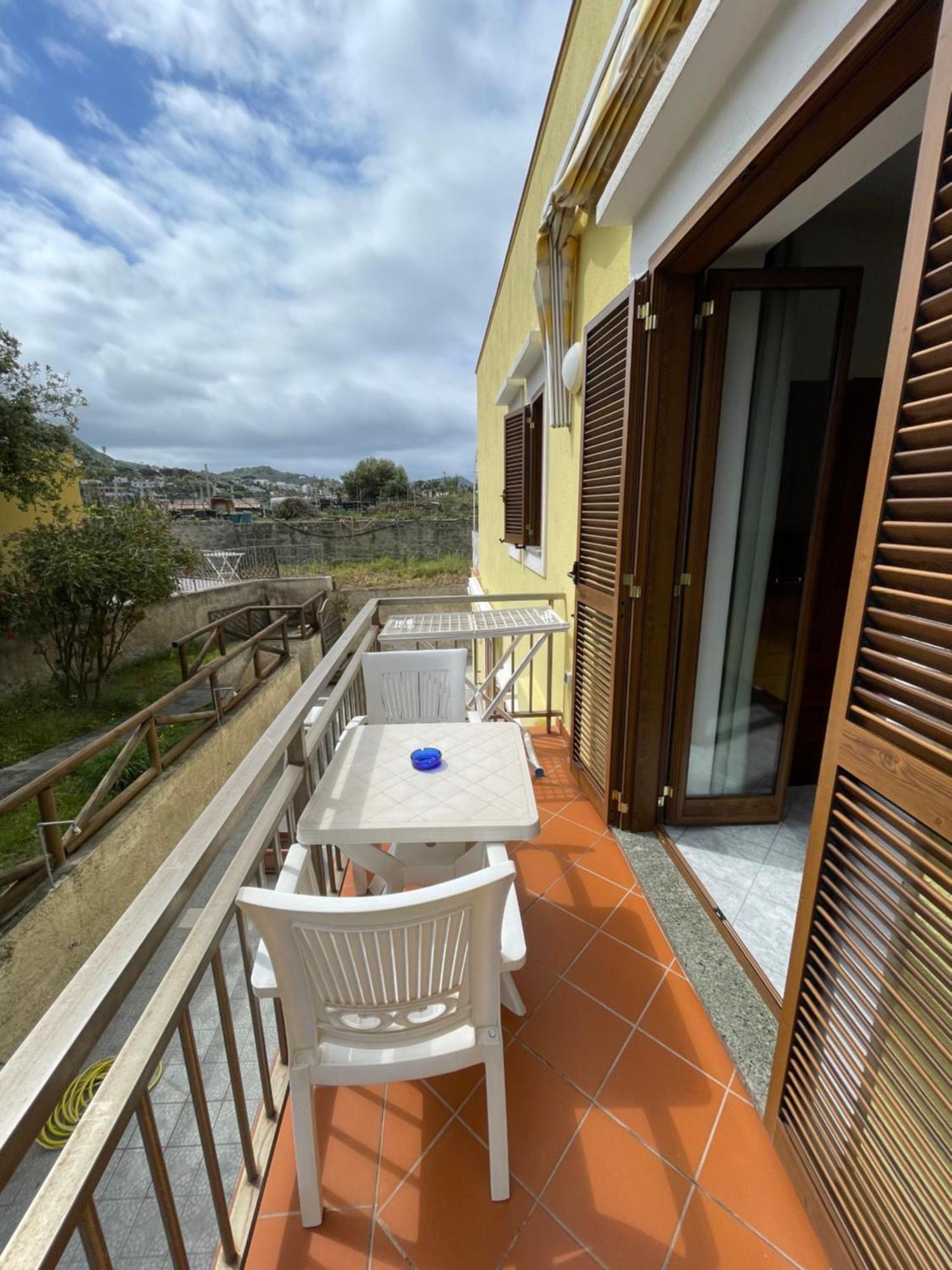 Residence Andrea A Mare Forio di Ischia Eksteriør billede